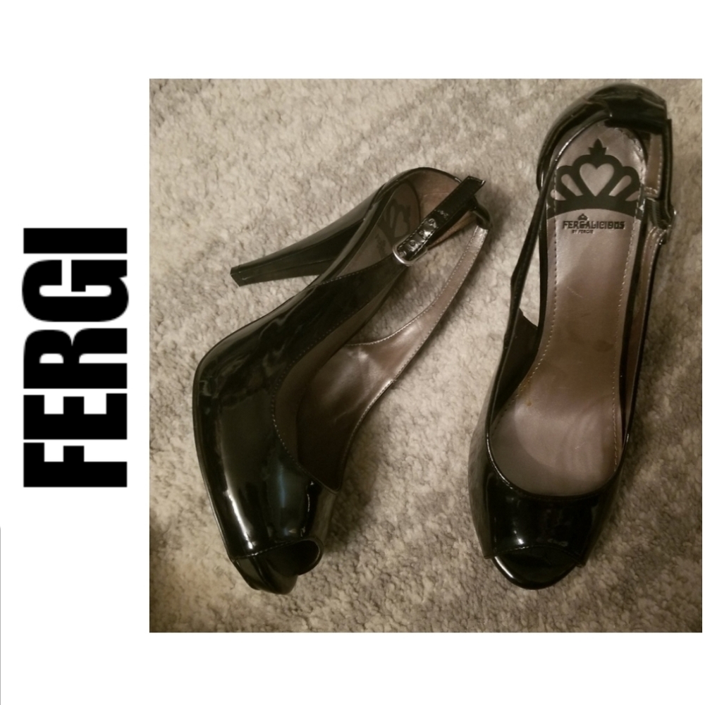 Fergi patent leather peep toe sling back size 10